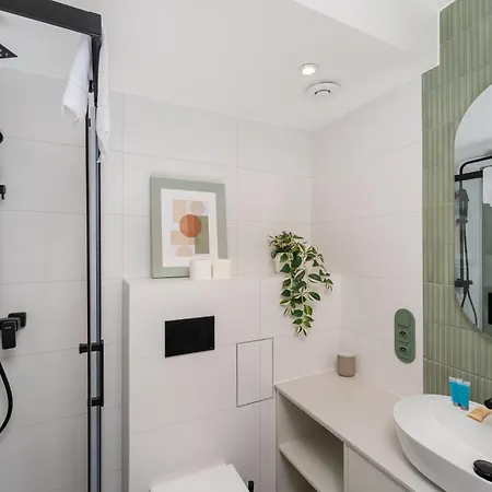 Skarbinskiego Superior By Bookinghost Apartment Krakow